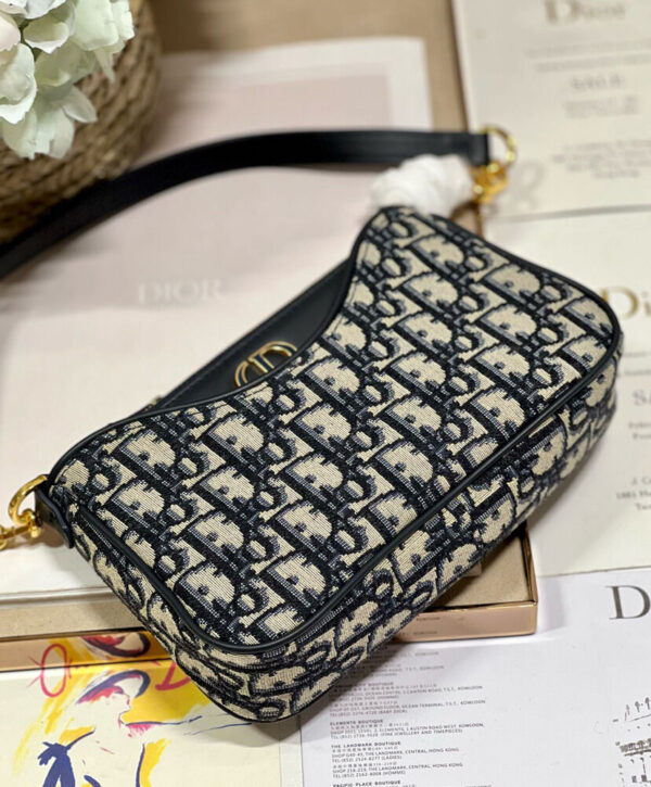 Christian Dior 30 Montaigne Hobo Avenue Mini Bag - Image 7