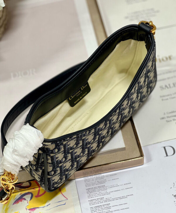 Christian Dior 30 Montaigne Hobo Avenue Mini Bag - Image 9