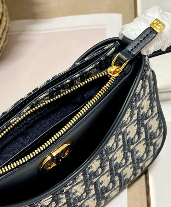 Christian Dior 30 Montaigne Hobo Avenue Mini Bag - Image 10