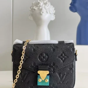 Louis Vuitton Micro Métis M81390