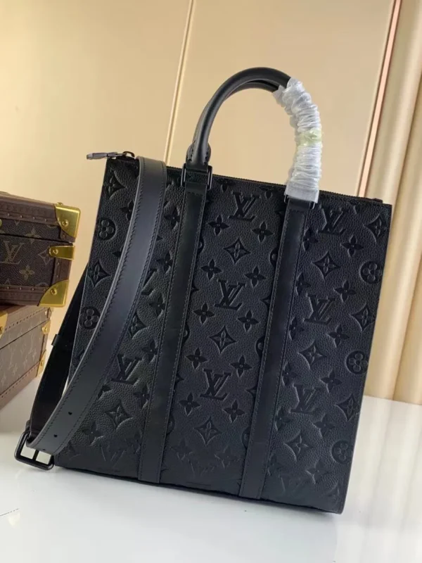Louis Vuitton Sac Plat M59960 - Image 10