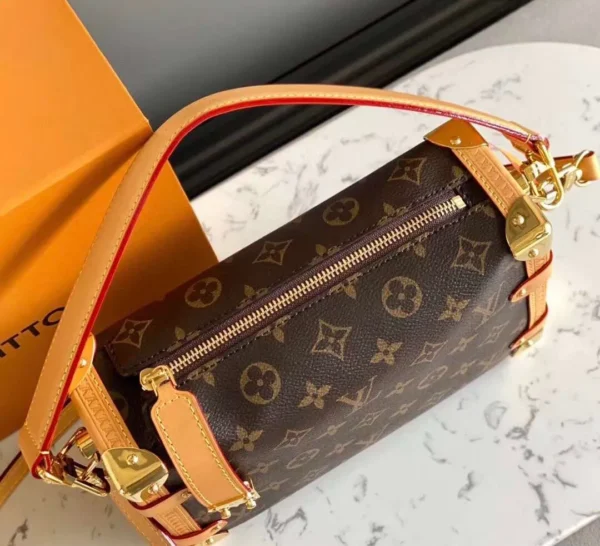 Louis Vuitton Monogram M46358 - Image 9