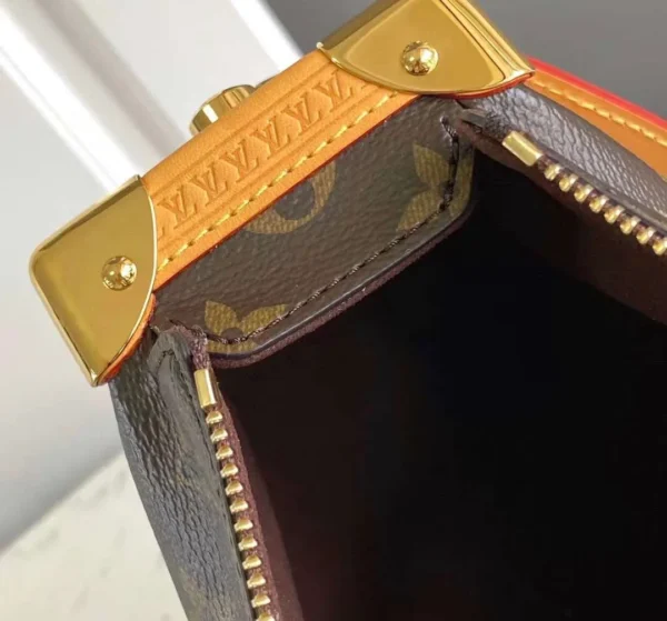 Louis Vuitton Monogram M46358 - Image 6