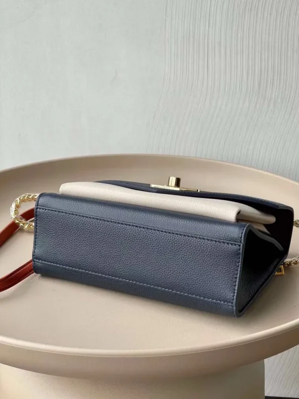 Louis Vuitton MyLockMe BB M55522 - Image 7