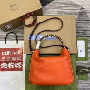 Gucci Diana Handbag GG Logo 746124