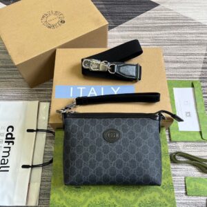 Gucci GG Supreme Bag 760021
