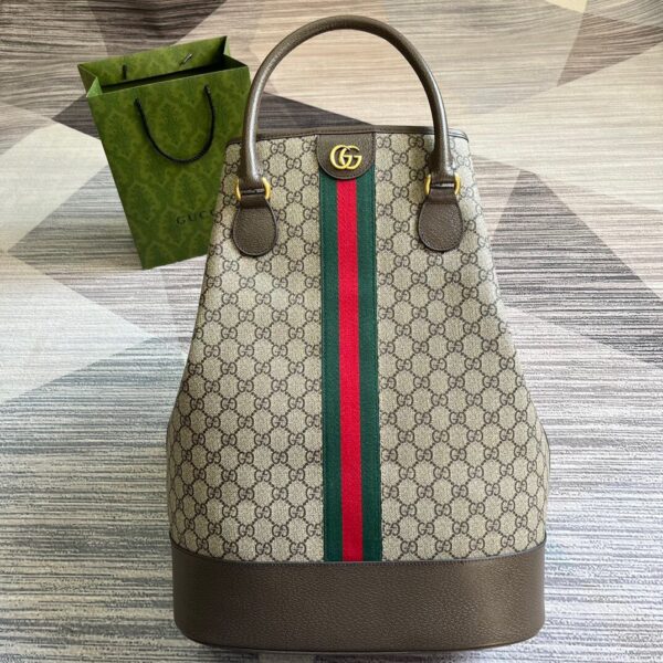 Gucci Savoy GG Supreme Bags 760227